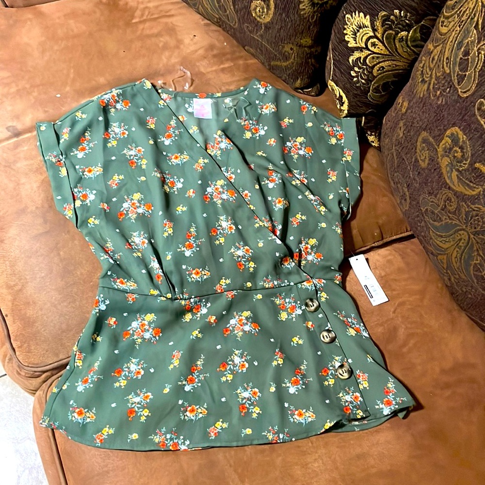 Green blouse